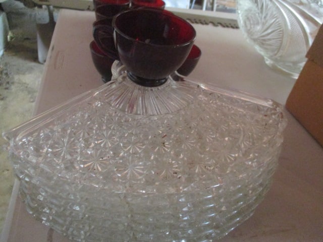 Anchor Hocking Royal Ruby Snack Set, Plate and Punch Cups - 2