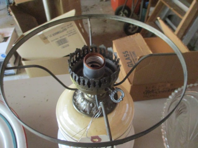 Hurricane Table Parlor Lamp with Applied Floral Pattern - 6