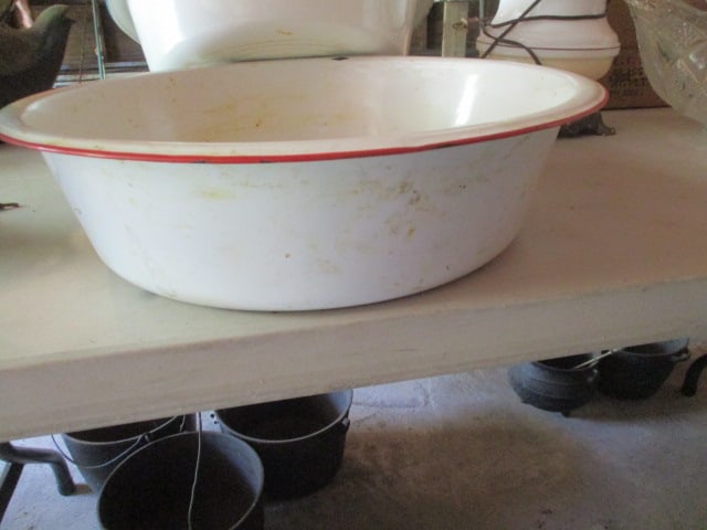 16" and 18" Enamel Bowls - 2