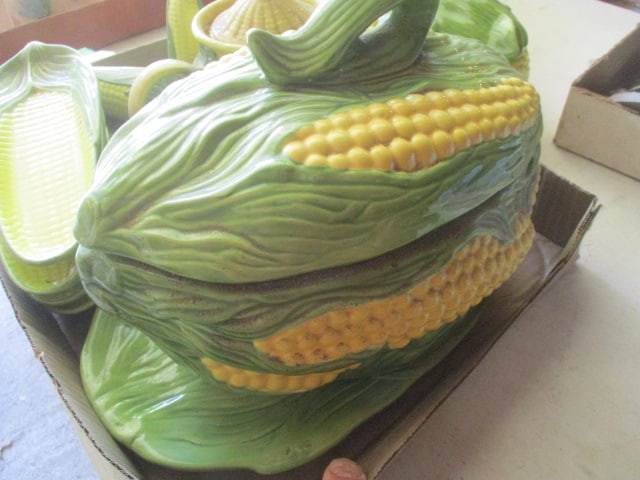 Shawnee Corn Dish, Gravy Boat, Picther and Salt/Pepper Set - 4