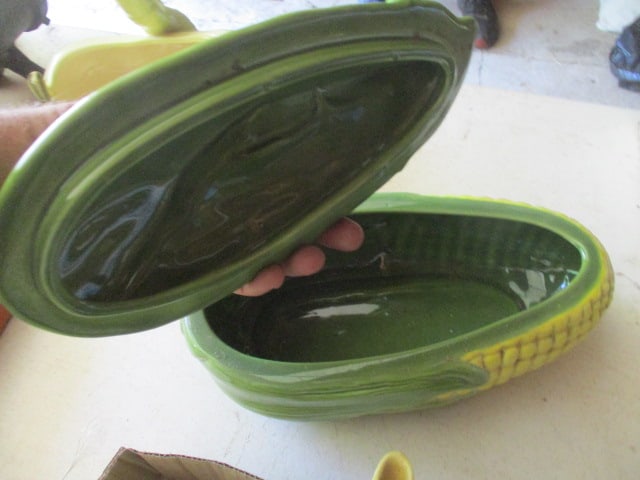 Shawnee Corn Dish, Gravy Boat, Picther and Salt/Pepper Set - 8