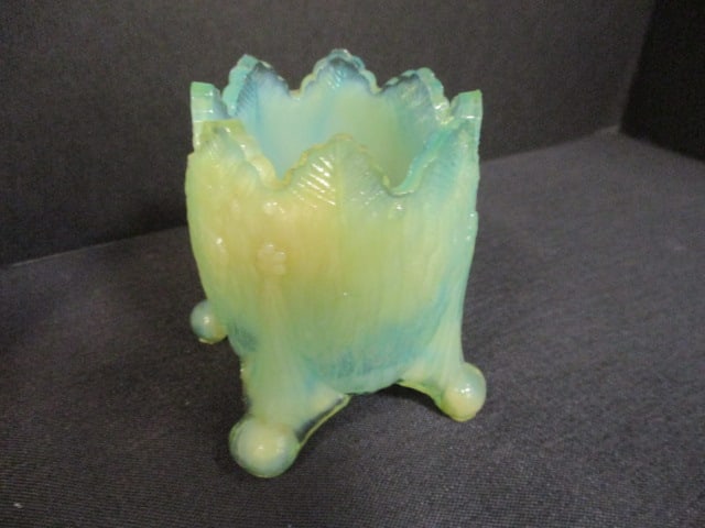 Uranium Opalescent Footed Toothpick Holders (2 Green/2 Yellow) - 3
