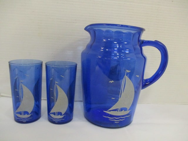 Hazel Atlas Cobalt Blue Depression Glass Pitcher & 2 Glasses (1 of 9)