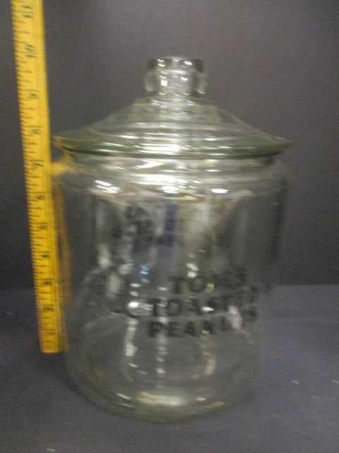 Tom's Toasted P Nuts Store Counter Jar w/Lid - 6