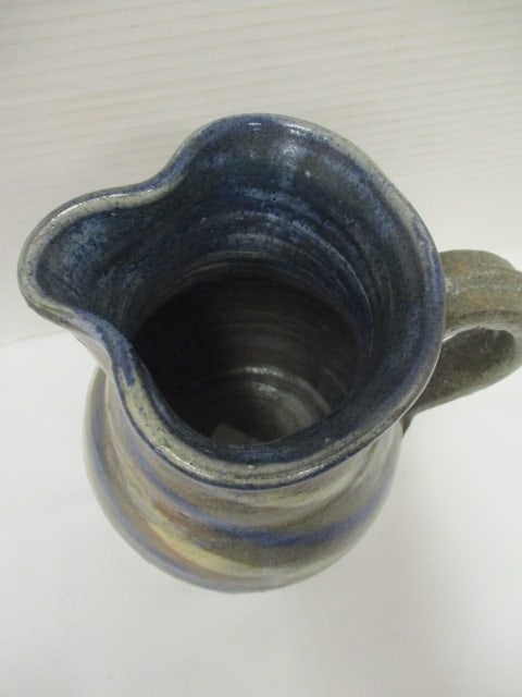 BB Craig Swirl Pattern Pottery Pitcher - 2