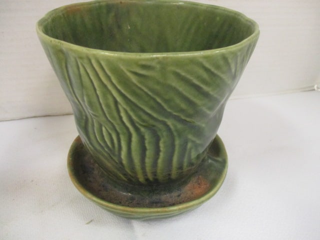 Brush Pottery Green Planter (5") & Hull White Planter (4 1/2") - 5