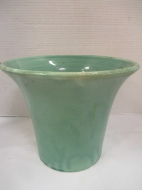 USA Green Glaze Pottery Planter: 10 x 8