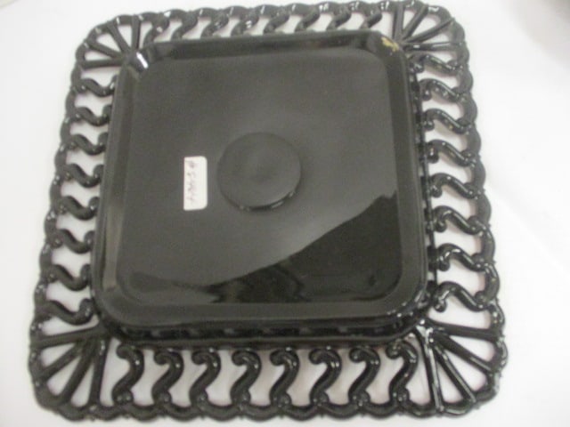 Westmoreland Black Amythyst Plate w/scroll edge (8 1/2") & - 6