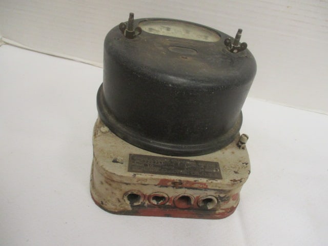 General Electric Vtg. Analog Electrical Watt/Hour Meter (1 of 5)