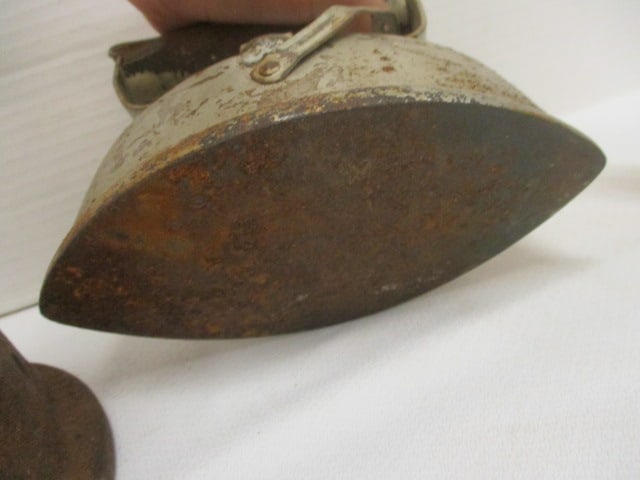 Asbestos Sad Irons (2) & Best Sad Iron Base - 5