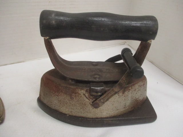 Asbestos Sad Irons (2) & Best Sad Iron Base - 6
