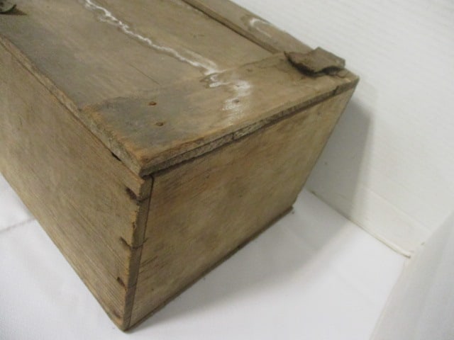 Wood Vtg. Crate w/Flip Top - 5