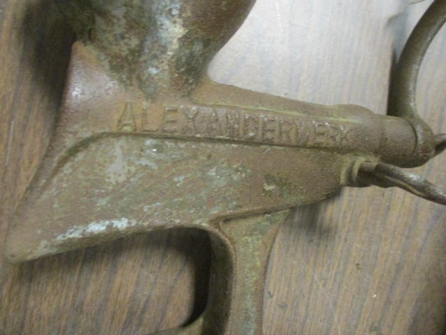Alexanderwerk Cast Iron Hand Crank Meat Grinder #376 - 3
