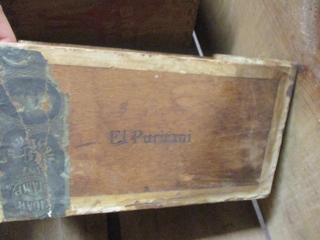 Sun Sugared Pears Wood Crate (19 1/2 x 12 x 9), Brown Mule - 3