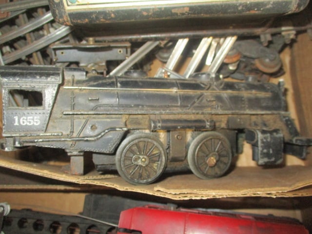 Lionel Black Engine & Asst. Train Tracks & Multi Control Controller - 3