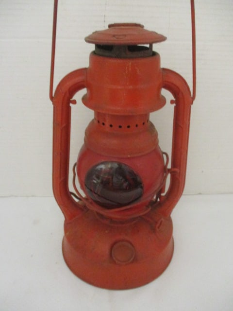 Dietz Little Wizard Lantern w/Red Glass Globe - 4