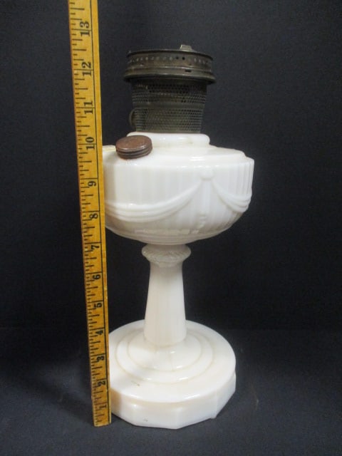 Aladdin Alacite Lincoln Drape Oil Lamp - 5