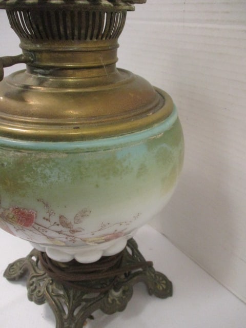 Victorian Style Oil Lamp converted to electric - 4