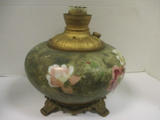 Gone with the Wind Style Oil Lamp: 10"