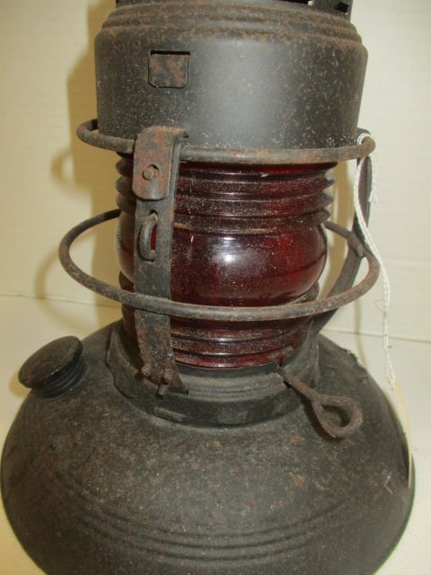 Warsaw #40 Traffic Guard RR Lantern w/Red Globe - 2