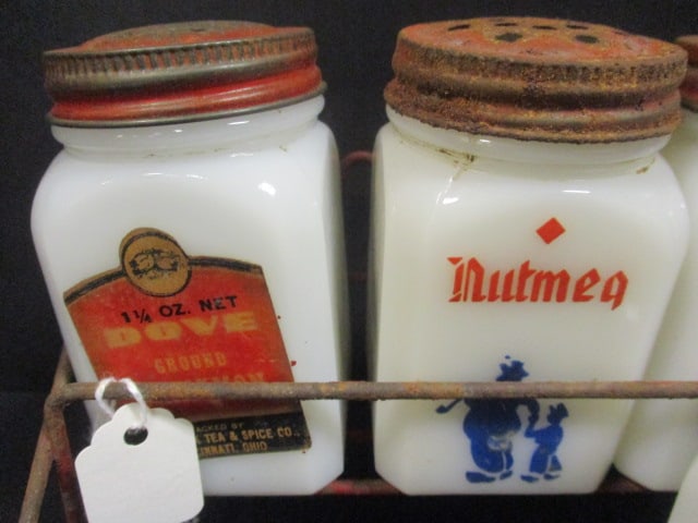 Vtg. Dutch Frank Tea & Spice Co. Milk Glass Spice Jar Set w/rack - 5
