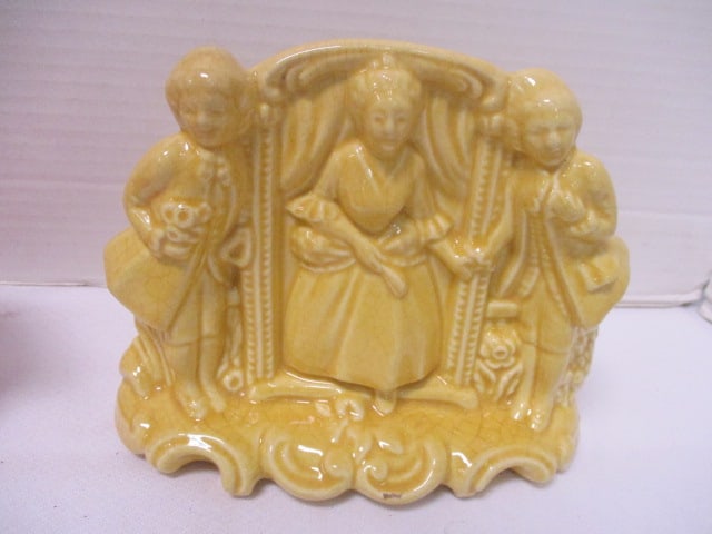Victorian Style Planters (Lot of 3) - 8