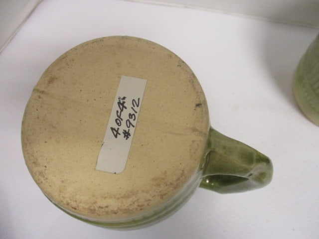 McCoy Unmarked Barrel Shape Mugs (Lot of 4) - 5
