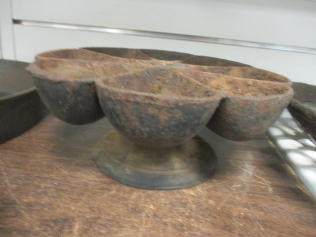 Cast Iron Hardware Store Nail Cup Caddy: .