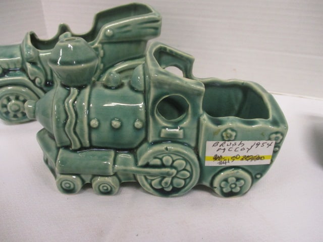 Brush McCoy unmarked 1950's (Lot of 3) Planters - 6