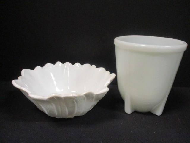 Footed Vtg. Milk Glass Bowl & Measuriing Bowl: .