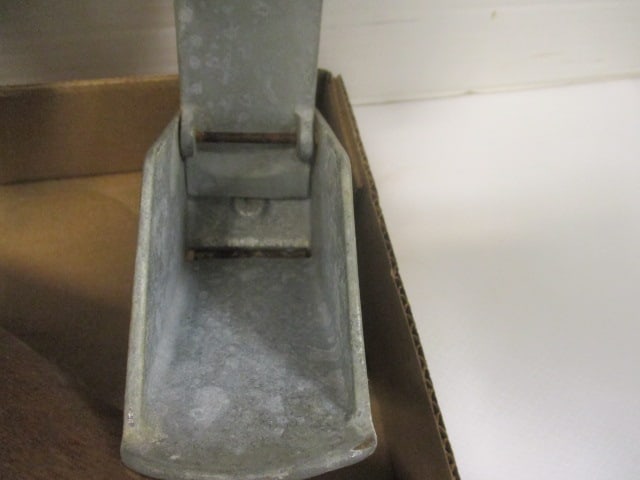 Dazey Butter Churn Lid Assembly, Antique Rolling Pin, & - 4