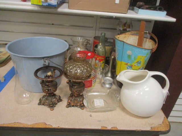 Table Lot-RC Bottle, Oil Cans, Ball Pitcher, Southern Bakery Jar,: Edelstein Cups/Saucers, Etc. (see all pictures)