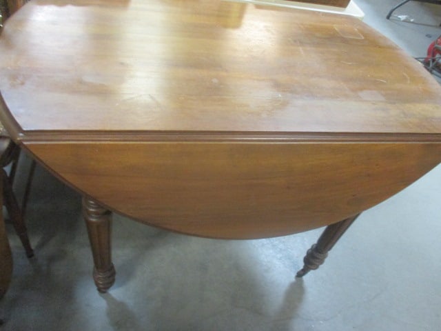 Drop Leaf Table w/Turned Legs & Casters (1 of 6)