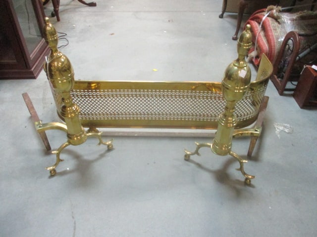 Brass Curved Fireplace Fender w/Pierced Serpentine Design &: Paw Feet (44 x 12)