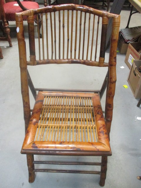 Folding Vtg. Bamboo Chair: Foot Piece Broke off (see pictures)