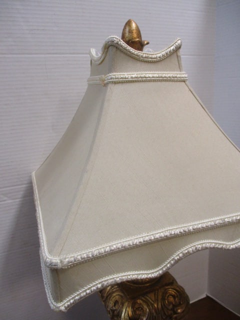 Roccoco Style Table Lamp - 4