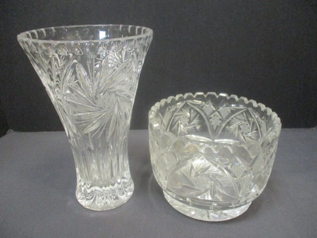 Star of David Pattern Cut Crystal Bowl & Vase: .