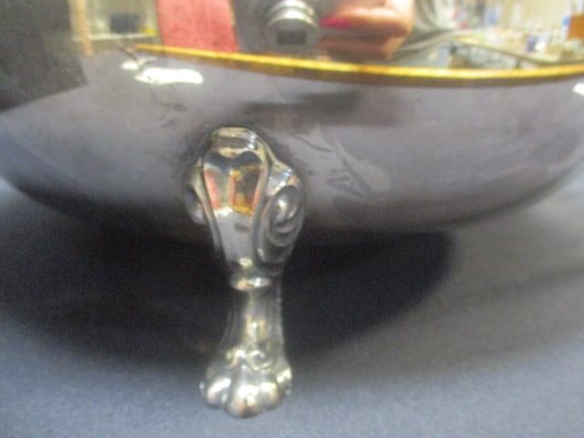 Sheridan Silverplate Footed Server w/3 Qt Pyrex Casserole - 2