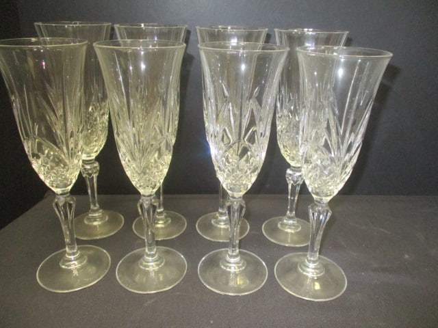 Crystal Champagne Flutes (Lot of 8): 8"