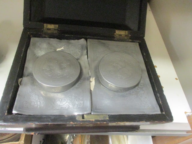 Chinese Lacquer Tea Caddy w/Chiseled Pewter Inserts - 3