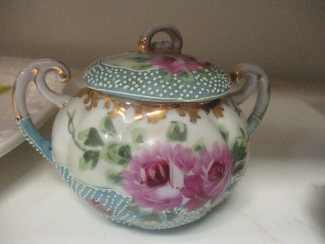 Nippon Porcelain Creamer/Sugar Set w/Moriage Beading - 5