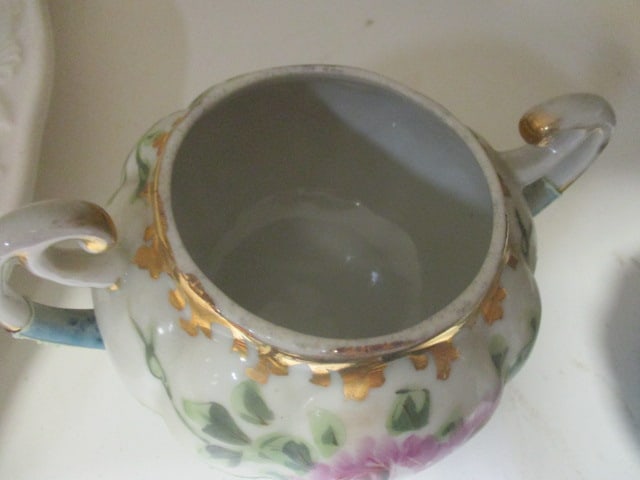 Nippon Porcelain Creamer/Sugar Set w/Moriage Beading - 7