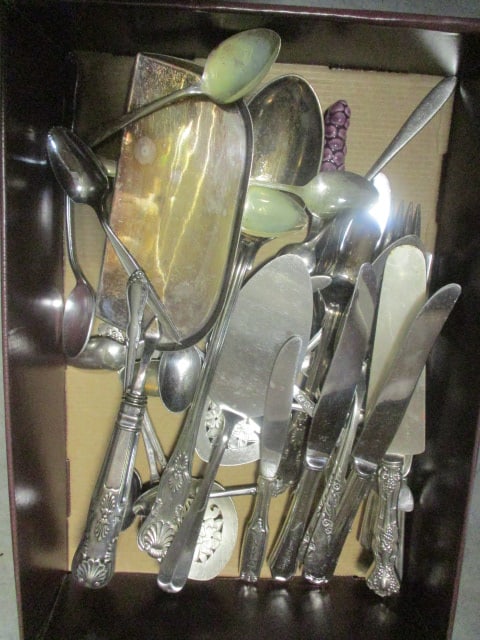 Southern Railway, CP Hotels, Oneida, Rogers, Reed/Barton Flatware,etc.: See all pictures