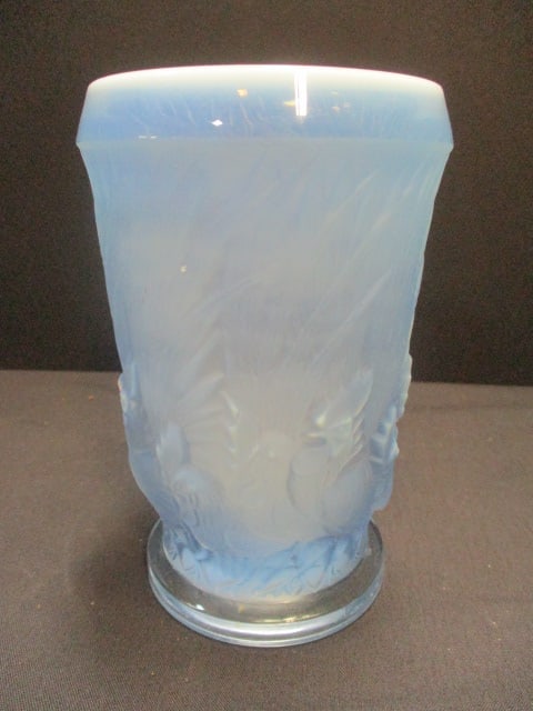 Duncan & Miller Opalescent Blue Rooster Vase: 6 1/8"