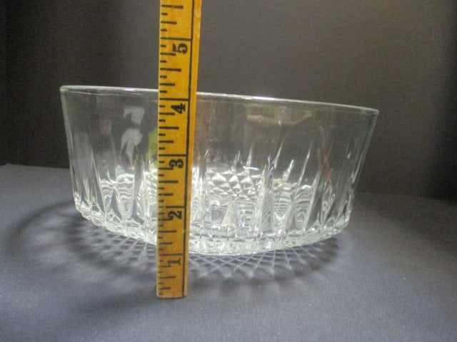 Arcoroc France Crystal Serving Bowl - 5