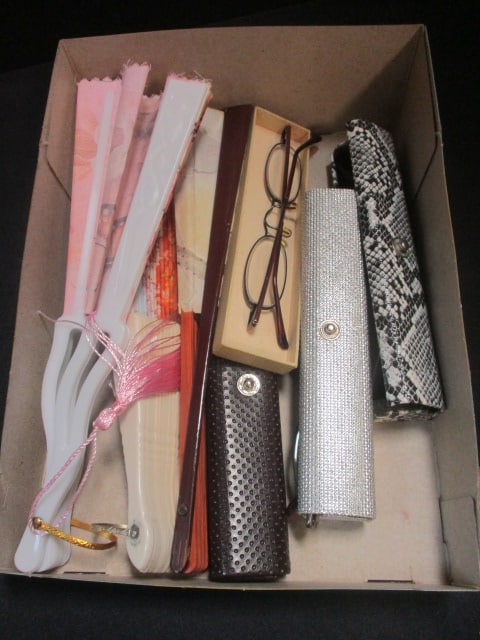 Ladies (Lot of 4) Slim (2.50) Reading Glasses & 3 Handheld (1 of 8)