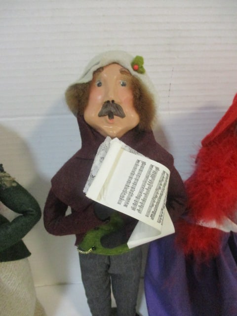 Byer's Choice (Lot of 5) Carolers - 4