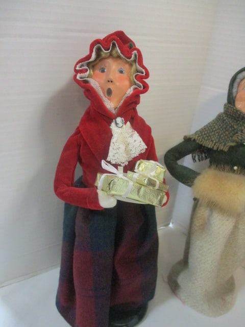 Byer's Choice (Lot of 5) Carolers - 7