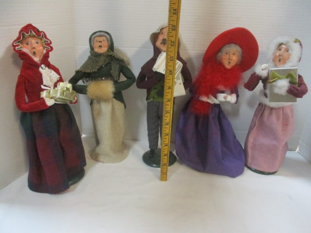Byer's Choice (Lot of 5) Carolers - 8