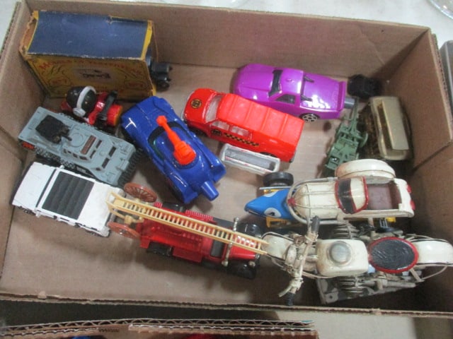 Models of Yesteryear, Matchbox, Lesney Die cast Cars &: White Motorcycle w/Sidecar (see all pictures)